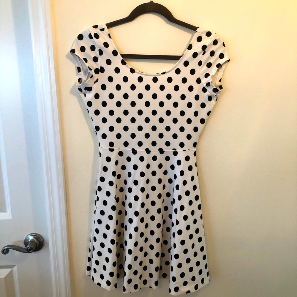 Guess women’s sundress, polka dots, low back